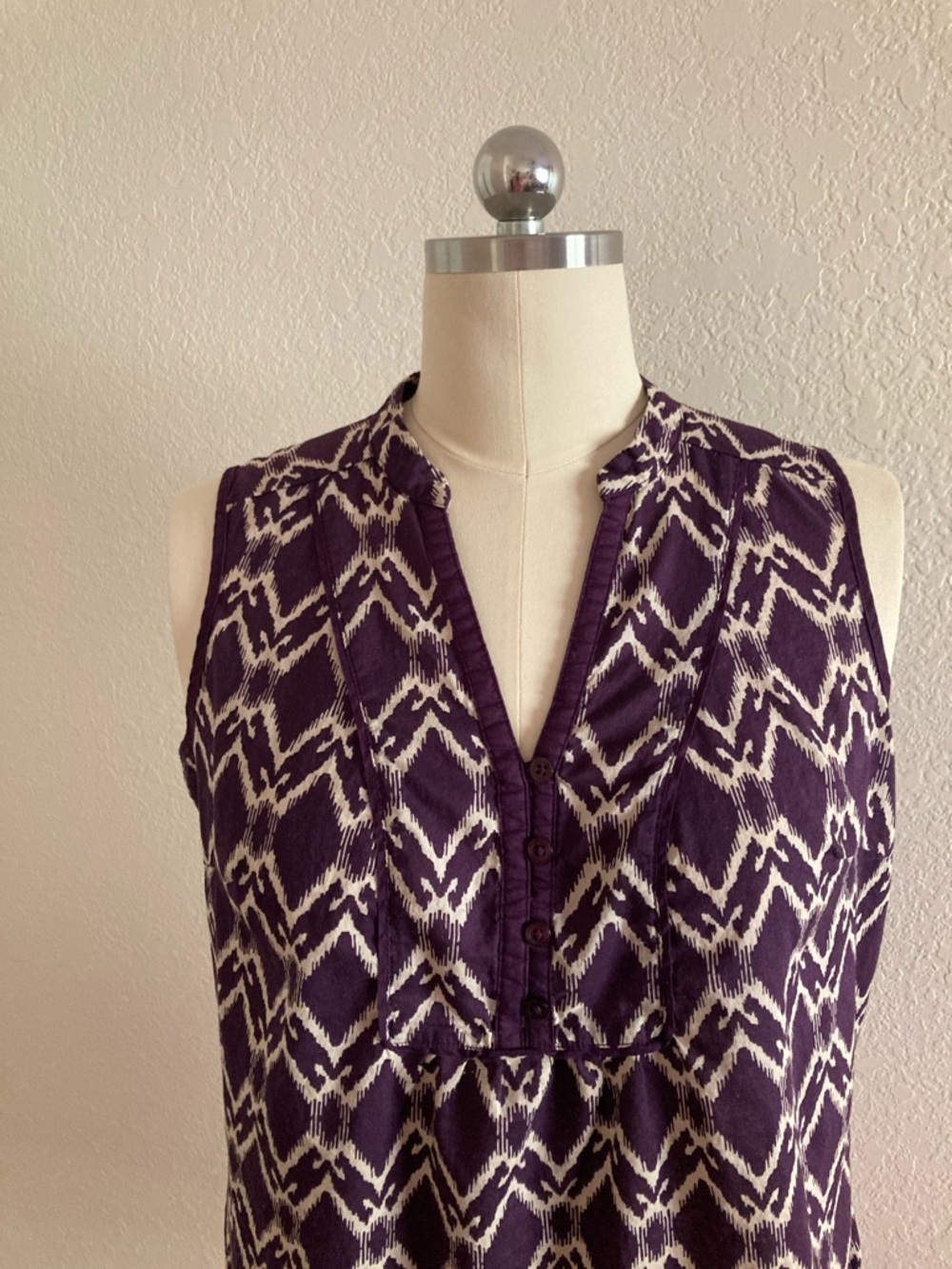 St. John's Bay Purple and Cream Ikat Split-Neck Sleeveless Top